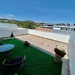 Quarto Privado E Entrada Independente Com Aquecimento E Terraco - Vila Verde Centro
