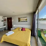 Quarto Privado E Entrada Independente Com Aquecimento E Terraco - Vila Verde Centro